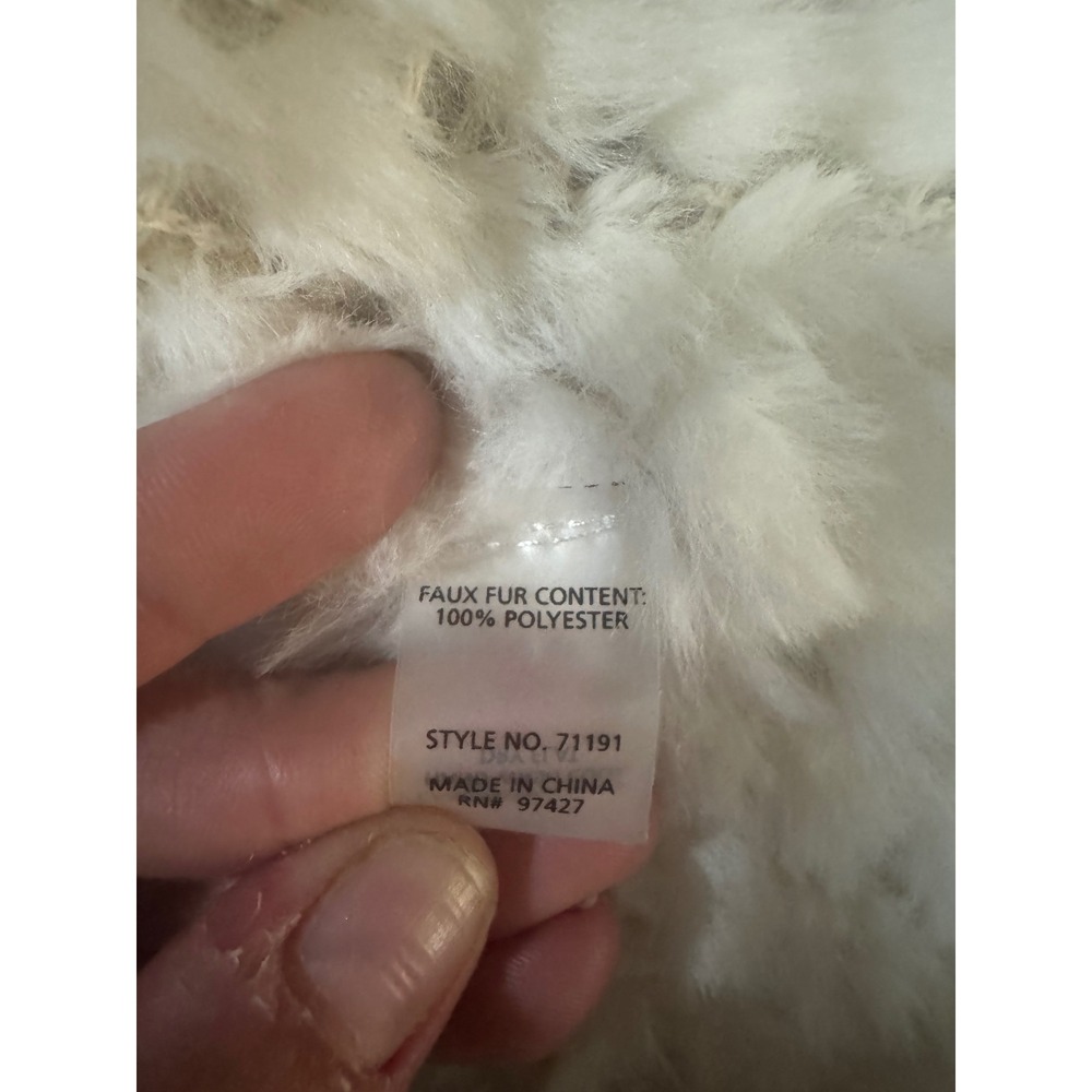 Dolce Cabo Cream Furry Knitted Open Front Vest Women's S/M - Picture 9 of 10